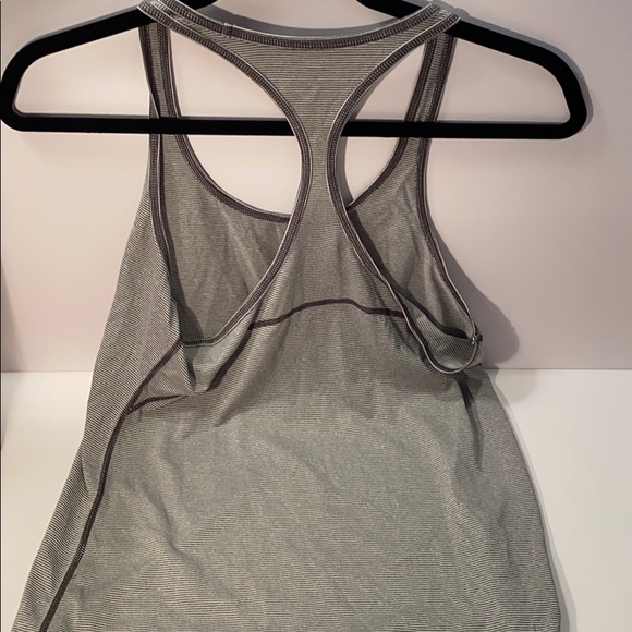 Zella - Picture 4 of 4